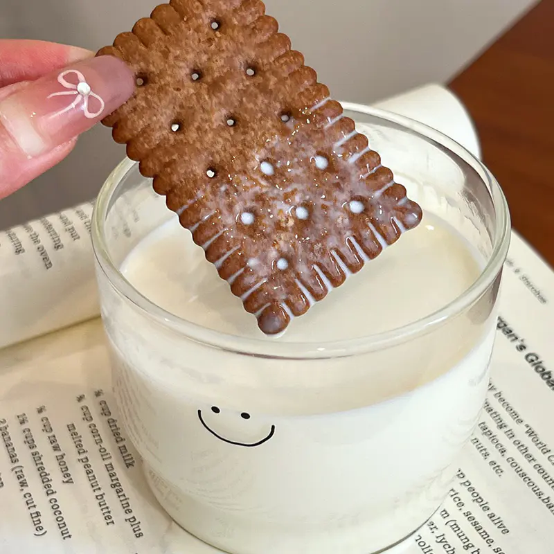 Biscuiți cu lapte cu aromă de ciocolată cu lapte