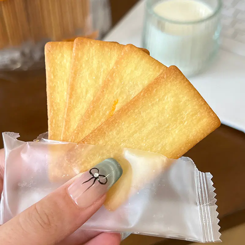 Biscuiți cu brânză